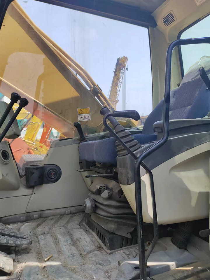 CATERPILLAR 325C - Crawler excavator: picture 5 CATERPILLAR 325C - Crawler excavator: picture 5