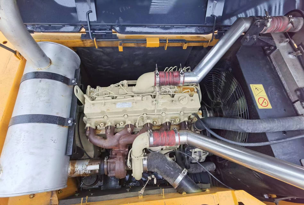 HYUNDAI 305LC-9T - Crawler excavator: picture 5 HYUNDAI 305LC-9T - Crawler excavator: picture 5