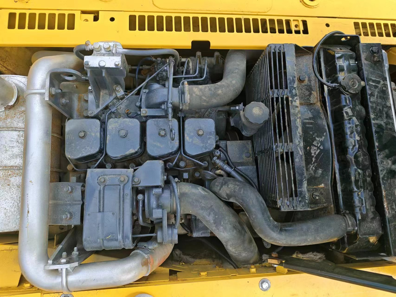 KOMATSU PC120-6 - Crawler excavator: picture 5 KOMATSU PC120-6 - Crawler excavator: picture 5