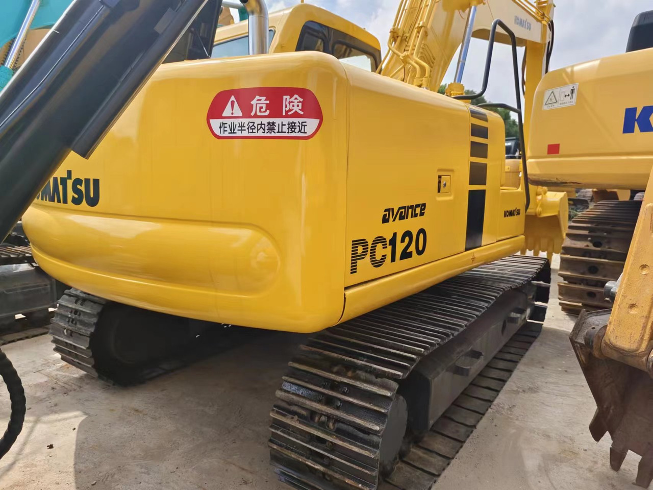 KOMATSU PC120-6 - Crawler excavator: picture 2 KOMATSU PC120-6 - Crawler excavator: picture 2