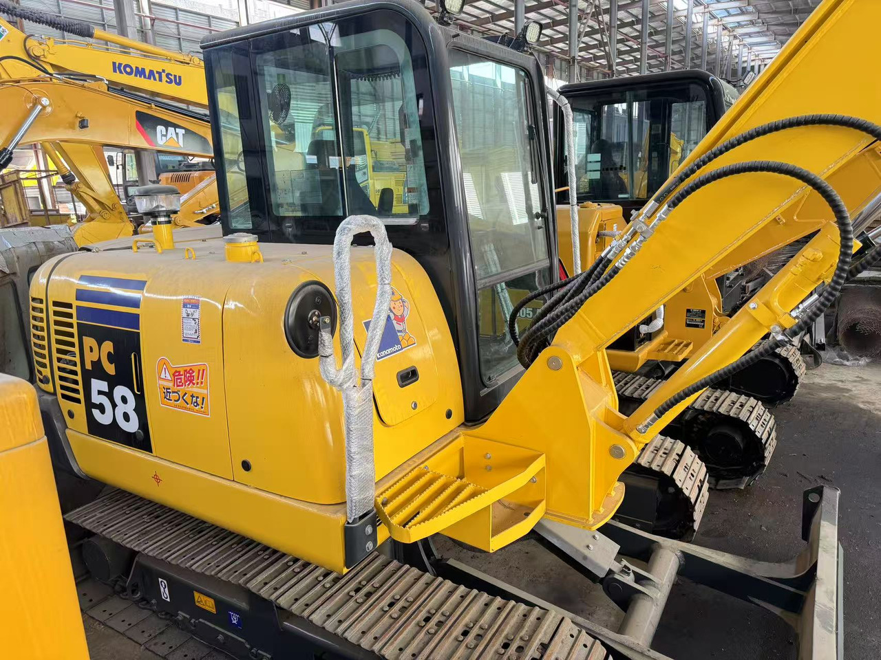 KOMATSU PC58 PC35 PC45 PC55 PC56 PC60 - Mini excavator: picture 2 KOMATSU PC58 PC35 PC45 PC55 PC56 PC60 - Mini excavator: picture 2