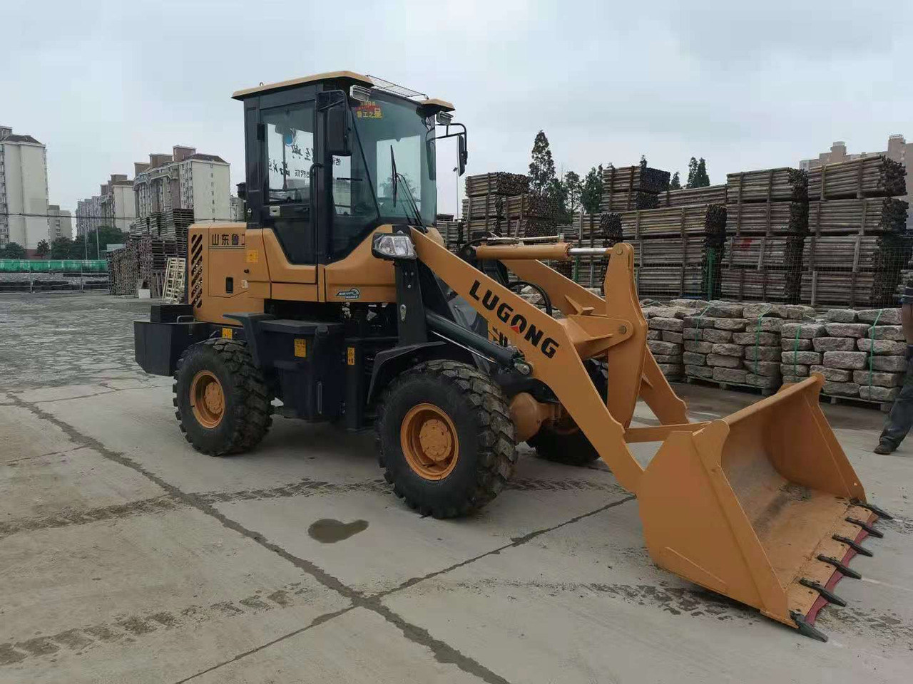 LUGONG L928 - Wheel loader: picture 2 LUGONG L928 - Wheel loader: picture 2