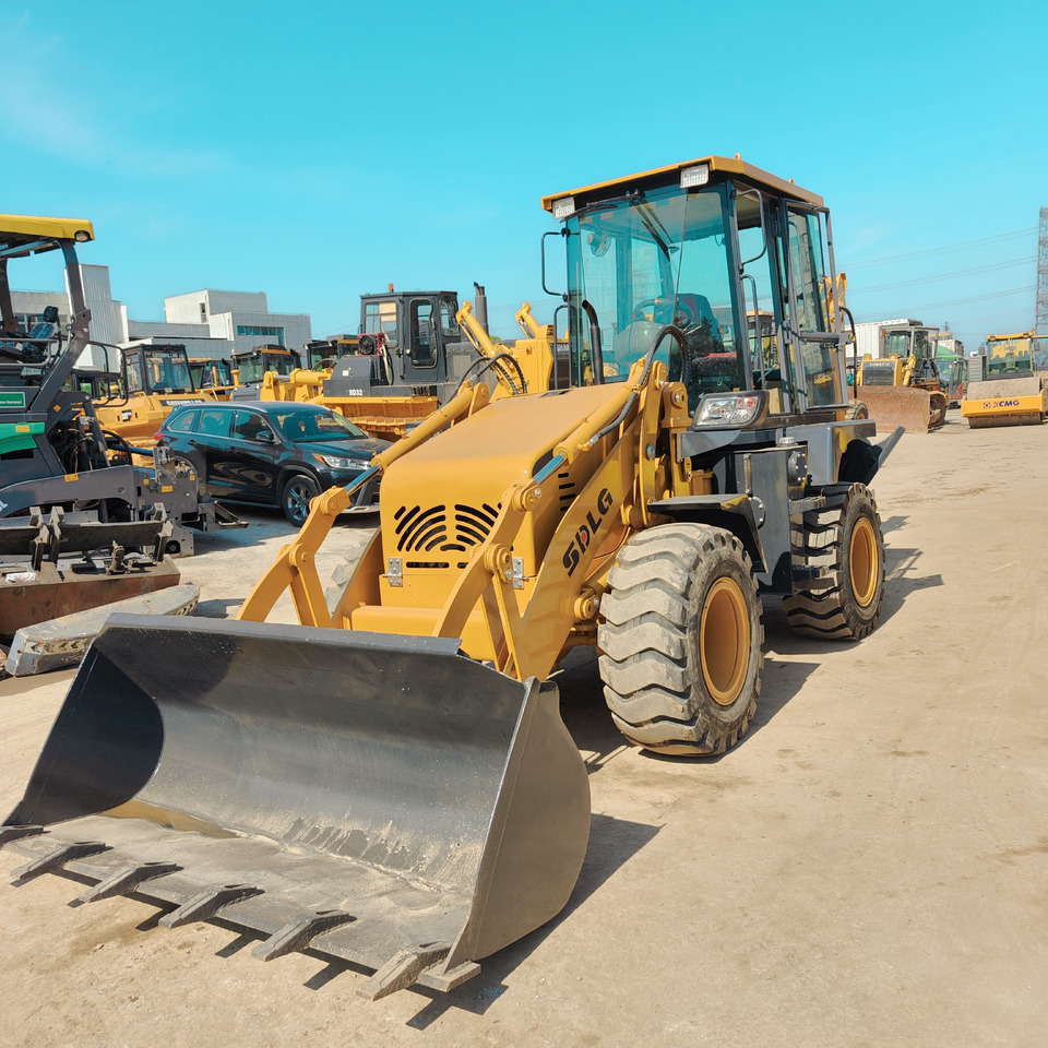 SDLG LGB680 - Backhoe loader: picture 1 SDLG LGB680 - Backhoe loader: picture 1