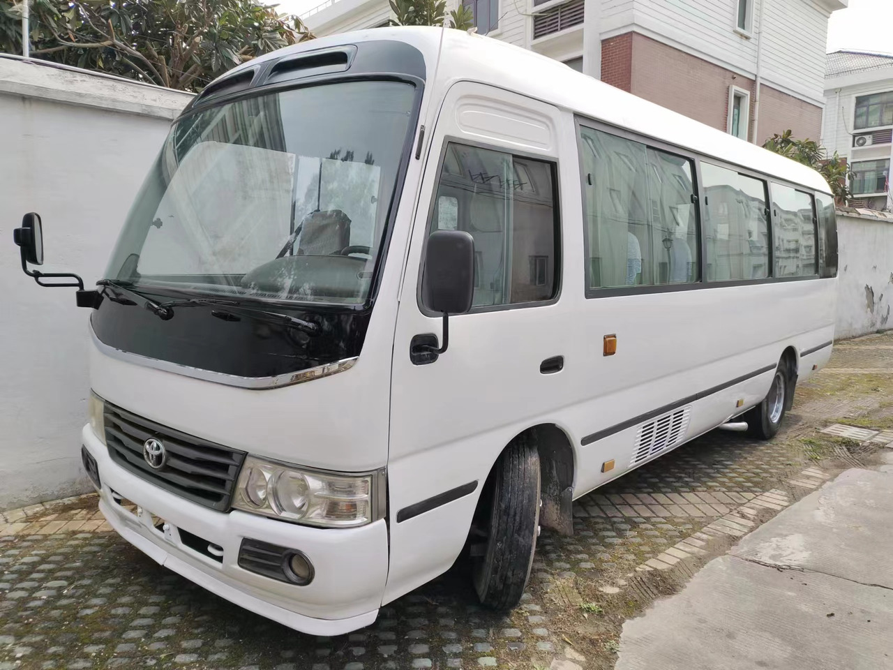 TOYOTA coaster - Minibus, People carrier: picture 2 TOYOTA coaster - Minibus, People carrier: picture 2