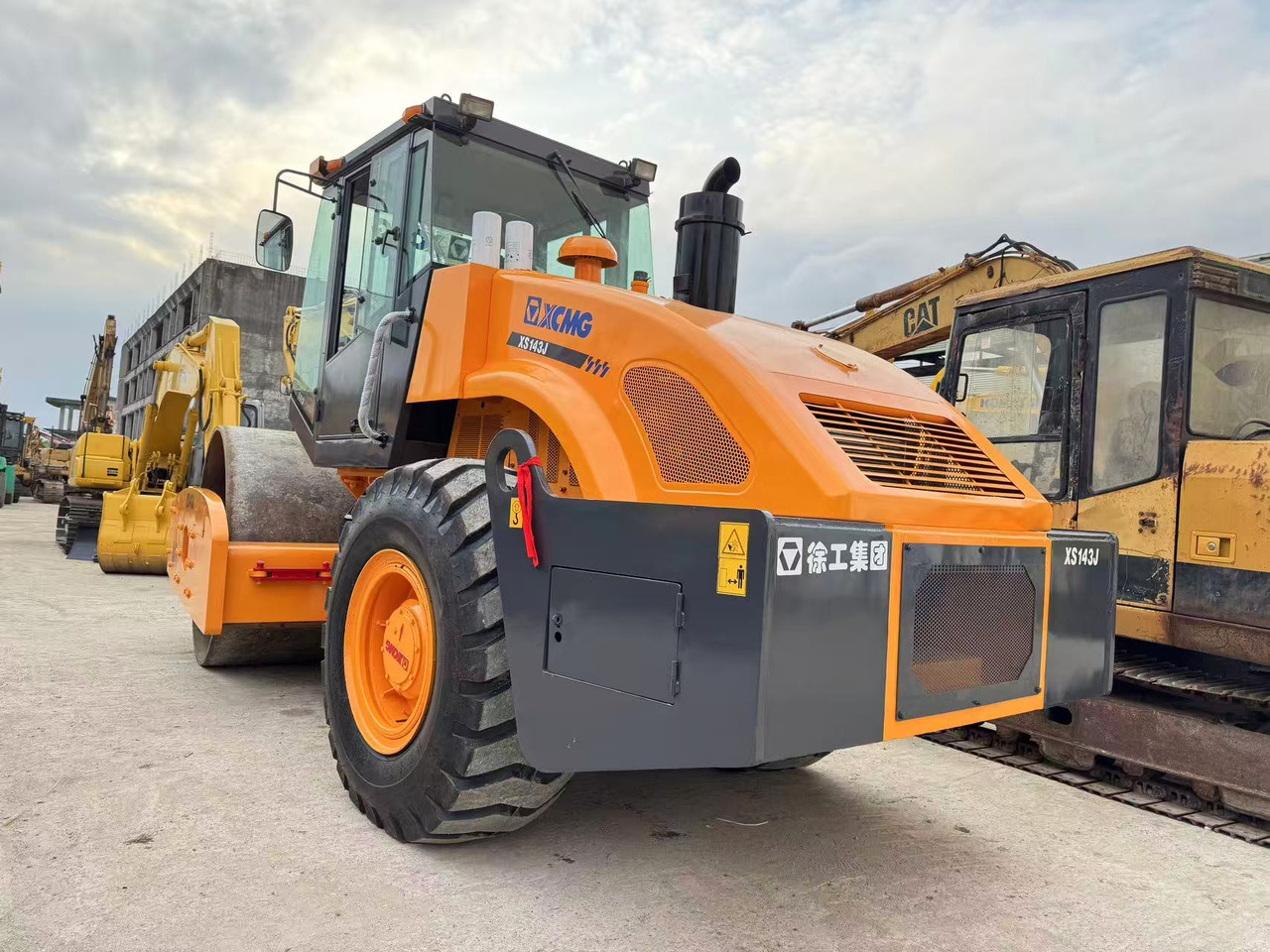 XCMG XS143J - Road roller: picture 2 XCMG XS143J - Road roller: picture 2