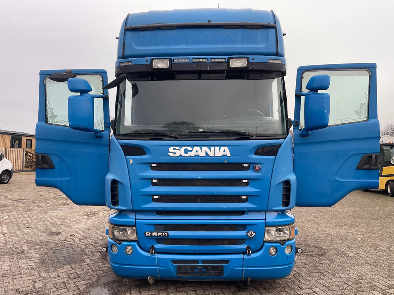 Scania R560 V8 Tractor unit - Tractor unit: picture 2 Scania R560 V8 Tractor unit - Tractor unit: picture 2