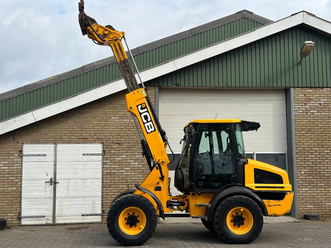 JCB TM220 SV A - Telescopic wheel loader: picture 5 JCB TM220 SV A - Telescopic wheel loader: picture 5