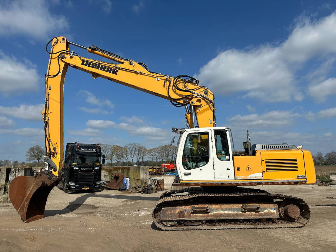 Liebherr R934C Hdsl - Crawler excavator: picture 2 Liebherr R934C Hdsl - Crawler excavator: picture 2