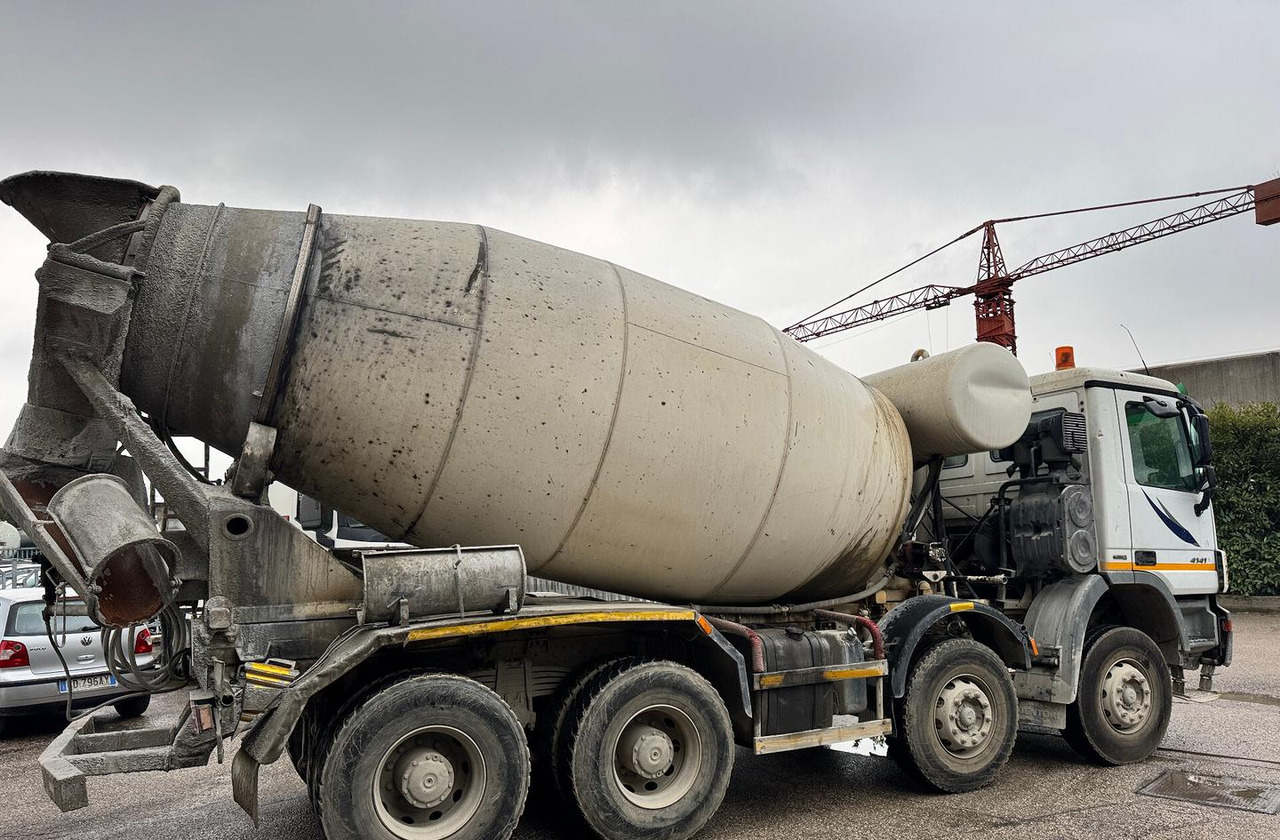 Autobetoniera Armec PHY120 su telaio Mercedes-Benz - Concrete mixer truck: picture 4 Autobetoniera Armec PHY120 su telaio Mercedes-Benz - Concrete mixer truck: picture 4