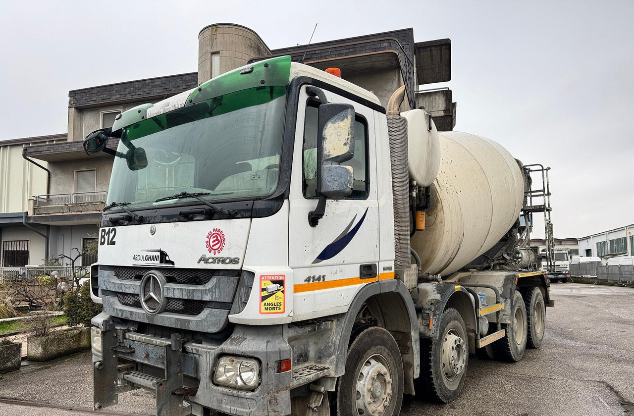 Autobetoniera Armec PHY120 su telaio Mercedes-Benz - Concrete mixer truck: picture 1 Autobetoniera Armec PHY120 su telaio Mercedes-Benz - Concrete mixer truck: picture 1