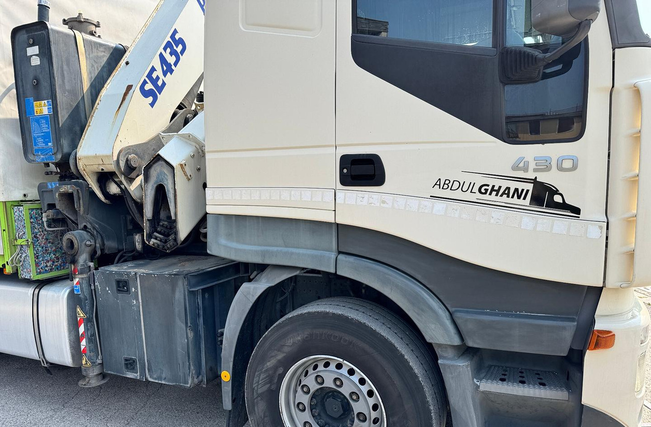 IVECO 430 - 4 ASSI STRADALE CON GRU - Curtain side truck, Crane truck: picture 4 IVECO 430 - 4 ASSI STRADALE CON GRU - Curtain side truck, Crane truck: picture 4