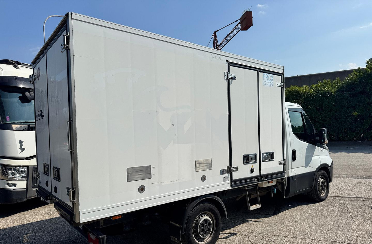 IVECO DAILY 35S15 - FRIGO FRC - PATENTE B - Refrigerated delivery van: picture 3 IVECO DAILY 35S15 - FRIGO FRC - PATENTE B - Refrigerated delivery van: picture 3
