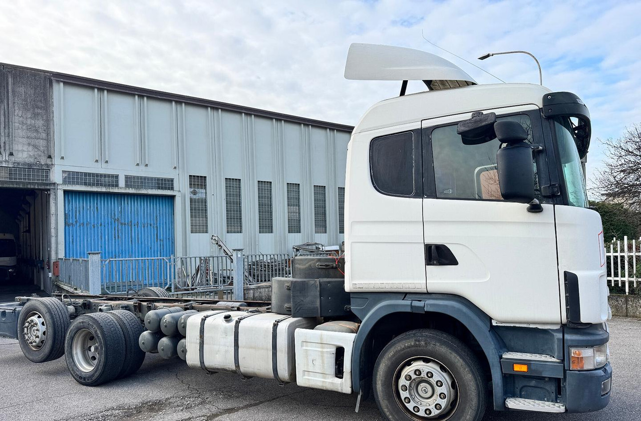 Motrice Scania R124 - 420 - 2002 (6X2) - Cab chassis truck: picture 3 Motrice Scania R124 - 420 - 2002 (6X2) - Cab chassis truck: picture 3