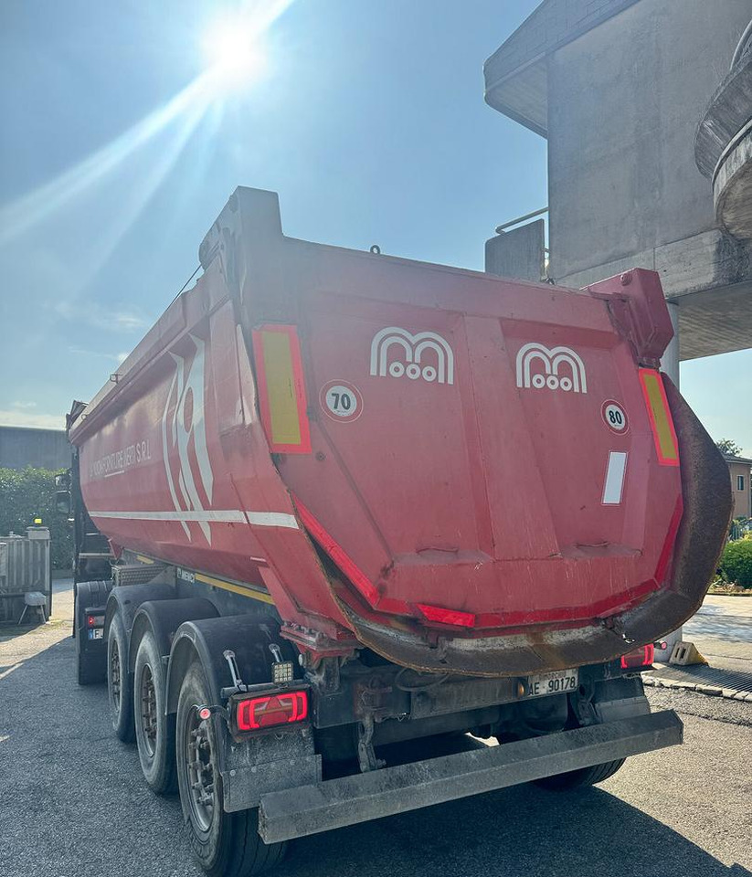 Semirimorchio MENCI VASCA RIBALTABILE - Tipper semi-trailer: picture 4 Semirimorchio MENCI VASCA RIBALTABILE - Tipper semi-trailer: picture 4