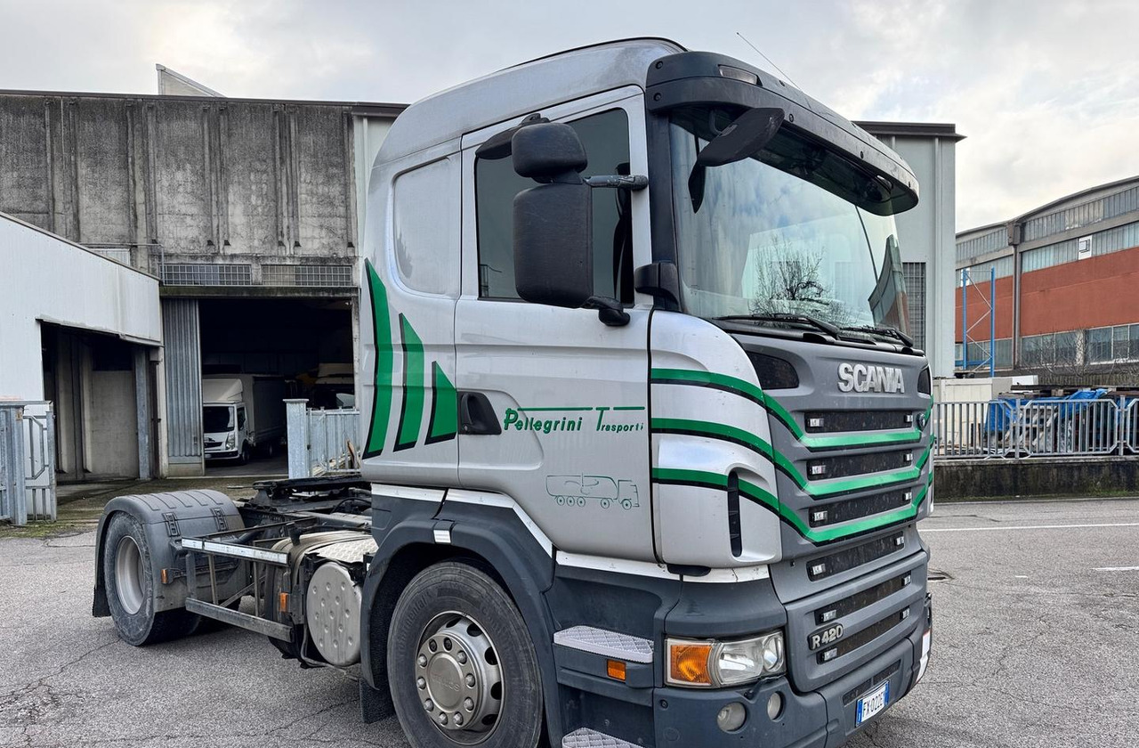 Scania R420 - 2008 - euro 4 - Tractor unit: picture 3 Scania R420 - 2008 - euro 4 - Tractor unit: picture 3
