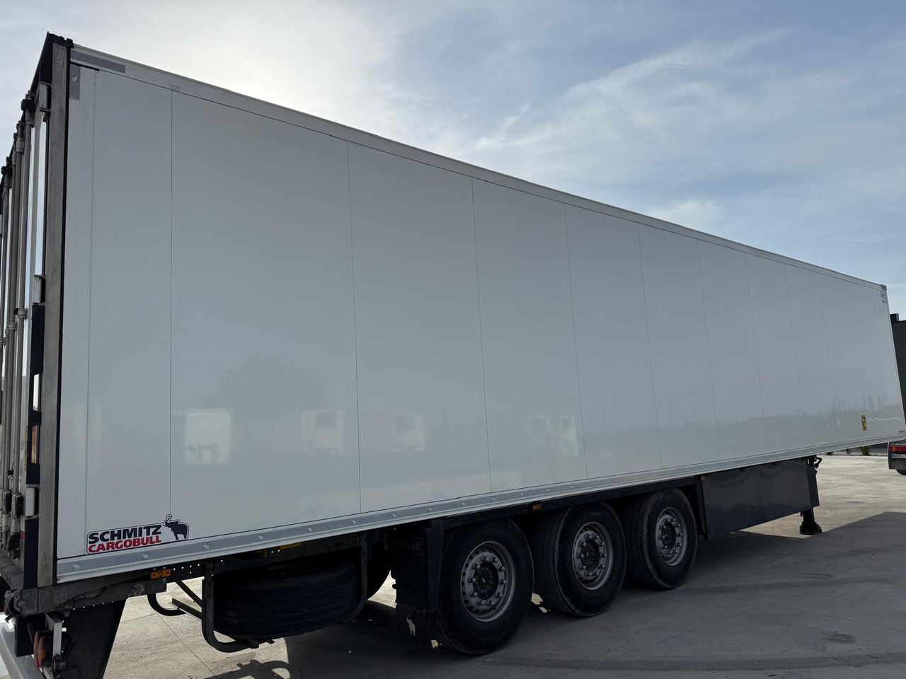 SCHMITZ SKO 24 - Refrigerated semi-trailer: picture 1 SCHMITZ SKO 24 - Refrigerated semi-trailer: picture 1