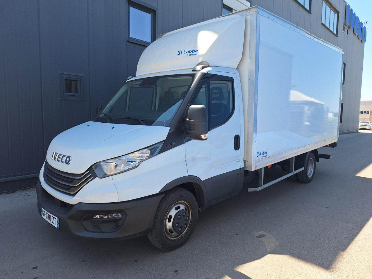 IVECO Daily 35 C 16 - Closed box van: picture 5 IVECO Daily 35 C 16 - Closed box van: picture 5