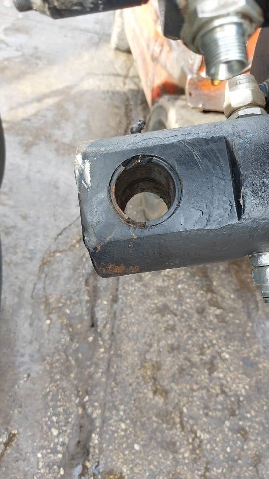 Rozzi RR550  - Grapple: picture 5 Rozzi RR550  - Grapple: picture 5