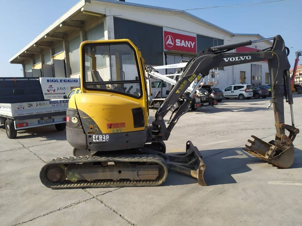 Volvo ECR 38 - Mini excavator: picture 5 Volvo ECR 38 - Mini excavator: picture 5