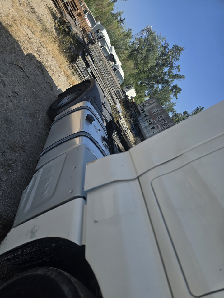 MAN TGX 18-480 - Tractor unit: picture 4 MAN TGX 18-480 - Tractor unit: picture 4