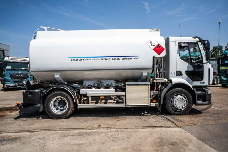 Renault MIDLUM 270 DXI + STOKOTA 14000L /4 COMP - Tanker truck: picture 3 Renault MIDLUM 270 DXI + STOKOTA 14000L /4 COMP - Tanker truck: picture 3