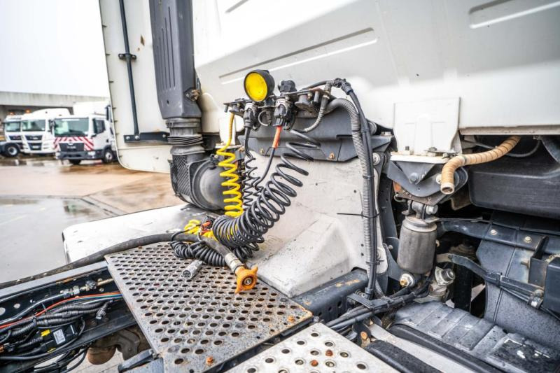 Tractor unit Iveco STRALIS 460 + KIPHYDR.: picture 8 Tractor unit Iveco STRALIS 460 + KIPHYDR.: picture 8