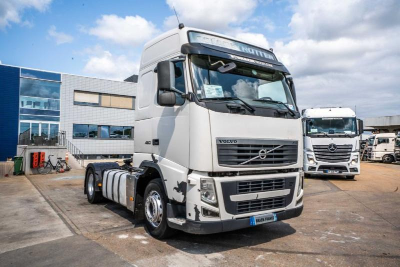 Volvo FH 3 460 GLOB - Tractor unit: picture 2 Volvo FH 3 460 GLOB - Tractor unit: picture 2