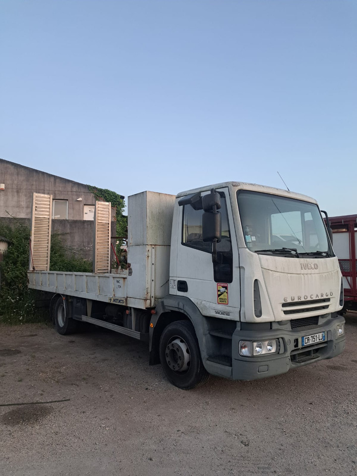 IVECO CARGOBUL - Car transporter truck: picture 1 IVECO CARGOBUL - Car transporter truck: picture 1