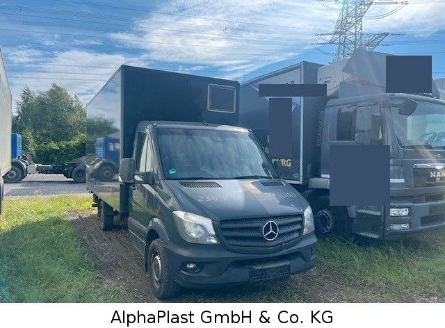 Mercedes-Benz 316 Sprinter Koffer LBW - Closed box van, Crew cab van: picture 1 Mercedes-Benz 316 Sprinter Koffer LBW - Closed box van, Crew cab van: picture 1