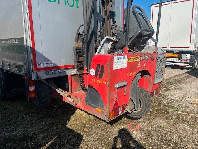 Palfinger F3-253PX Allrad - Truck mounted forklift: picture 5 Palfinger F3-253PX Allrad - Truck mounted forklift: picture 5