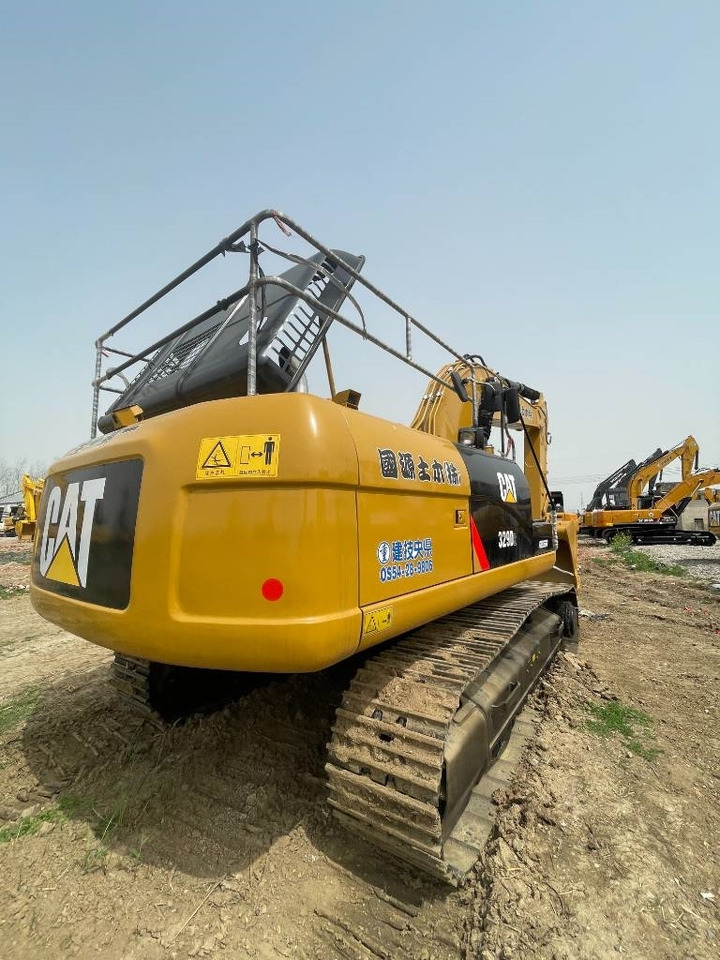 CAT 329D2  - Crawler excavator: picture 2 CAT 329D2  - Crawler excavator: picture 2