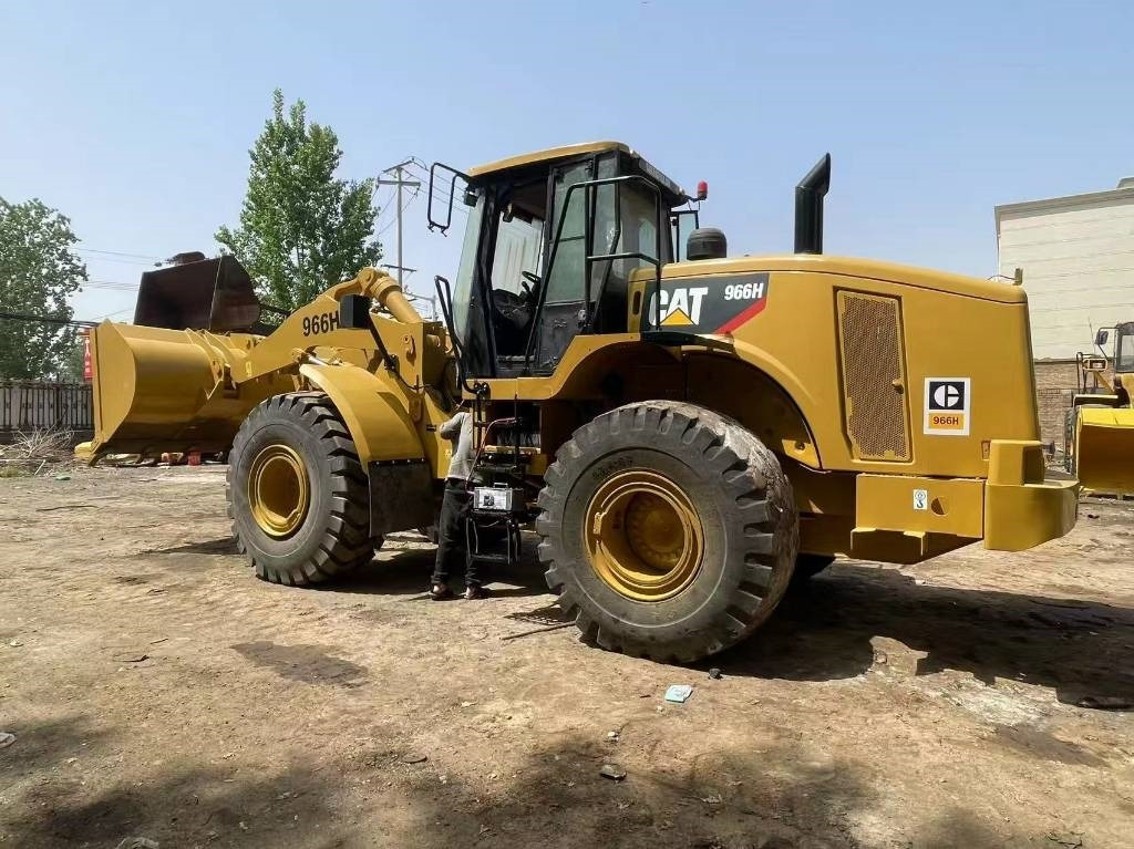 CAT 966 - Wheel excavator: picture 5 CAT 966 - Wheel excavator: picture 5