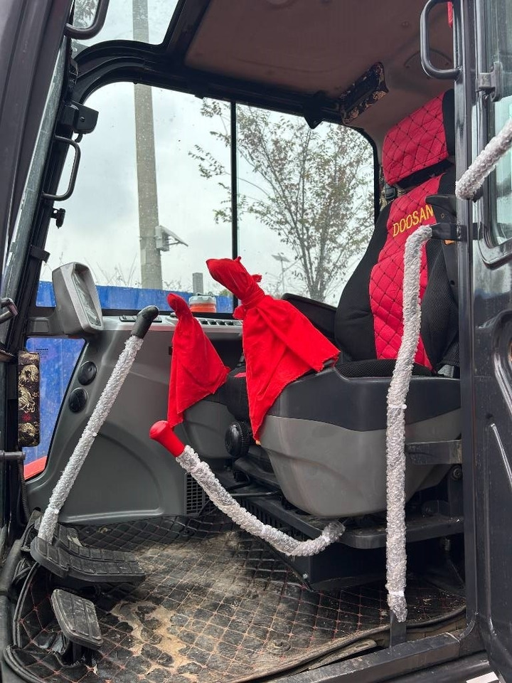 Doosan DX 60 - Mini excavator: picture 4 Doosan DX 60 - Mini excavator: picture 4