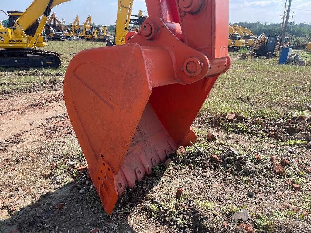 Hitachi ZX 240 - Crawler excavator: picture 5 Hitachi ZX 240 - Crawler excavator: picture 5