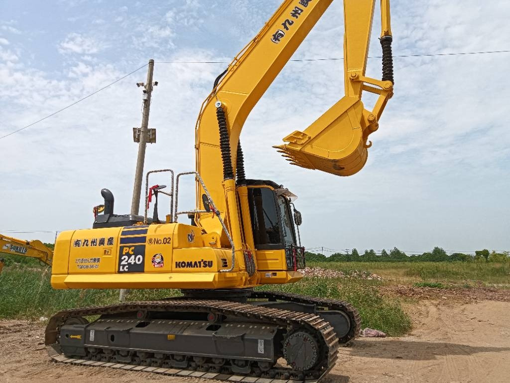 Komatsu PC 240 LC - Crawler excavator: picture 1 Komatsu PC 240 LC - Crawler excavator: picture 1