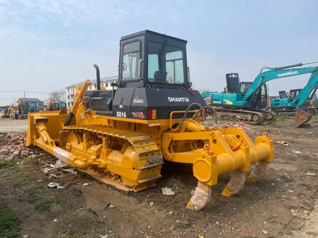 Shantui SD 16 - Bulldozer: picture 1 Shantui SD 16 - Bulldozer: picture 1