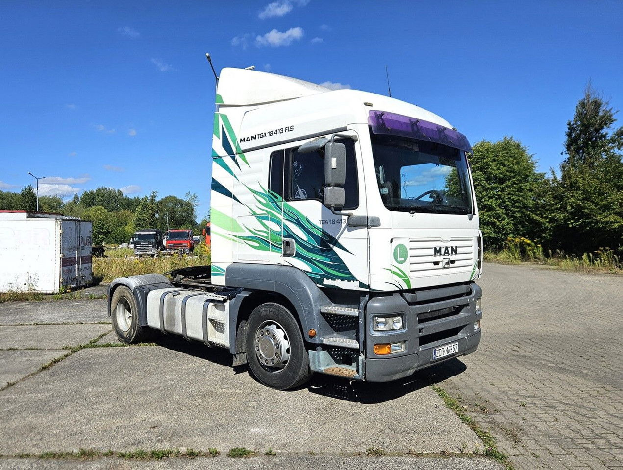 MAN 18.413 FLS - Manual pump and injectors, Intarder, Airco - Tractor unit: picture 2 MAN 18.413 FLS - Manual pump and injectors, Intarder, Airco - Tractor unit: picture 2