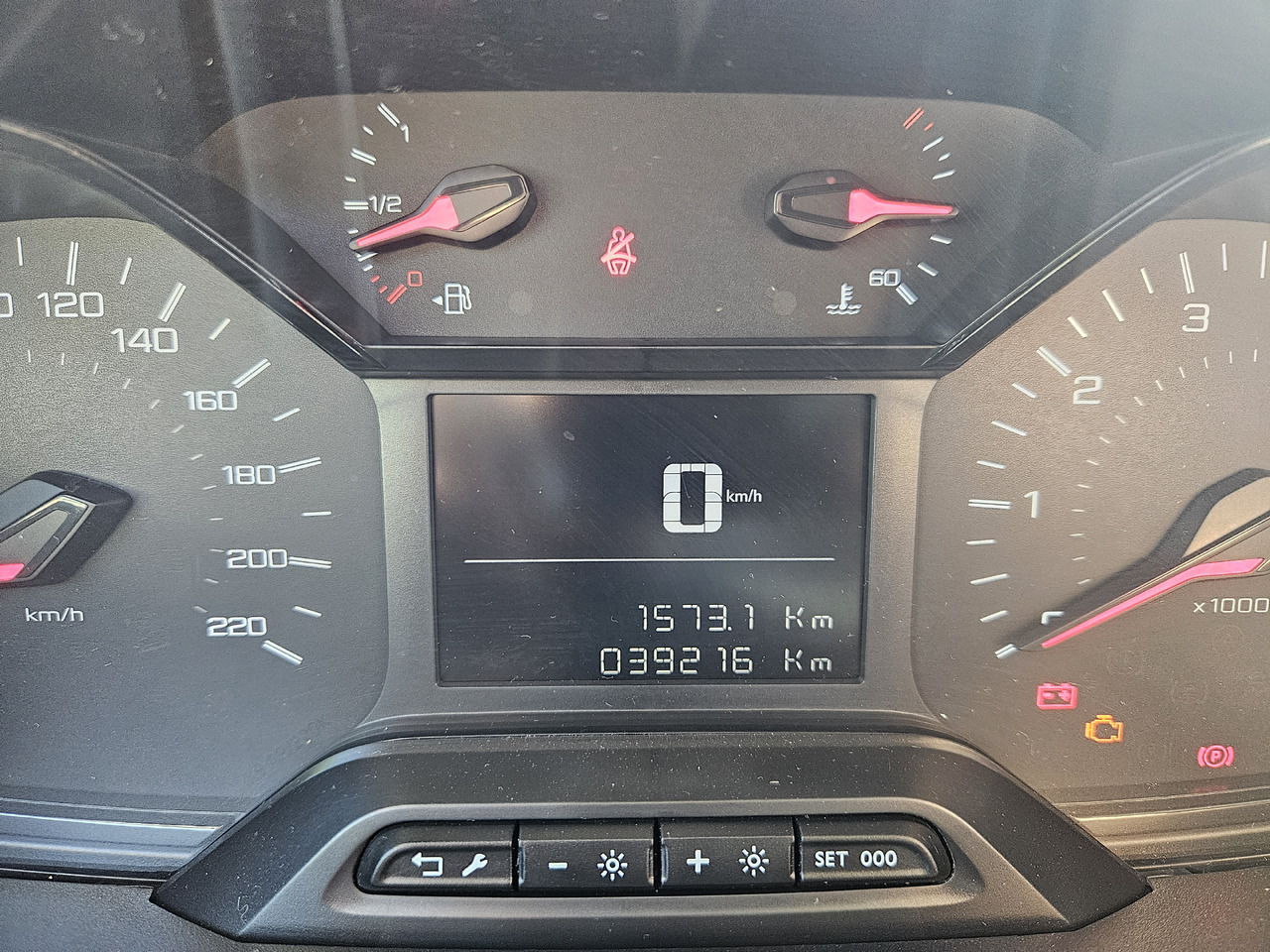 Peugeot Partner 1.5 Blue HDi 100 Premium L1 - Small van: picture 4 Peugeot Partner 1.5 Blue HDi 100 Premium L1 - Small van: picture 4