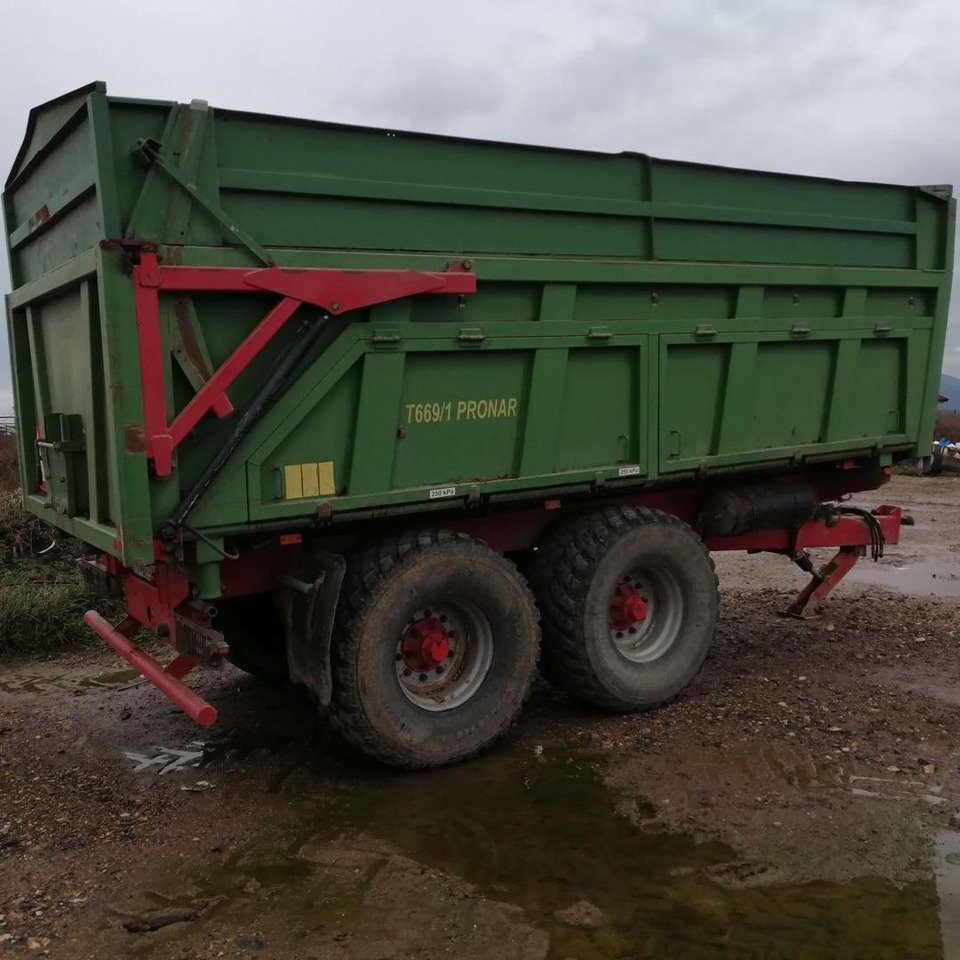 Pronar T, Traktorový náves, 669/1 - Farm tipping trailer/ Dumper: picture 3 Pronar T, Traktorový náves, 669/1 - Farm tipping trailer/ Dumper: picture 3