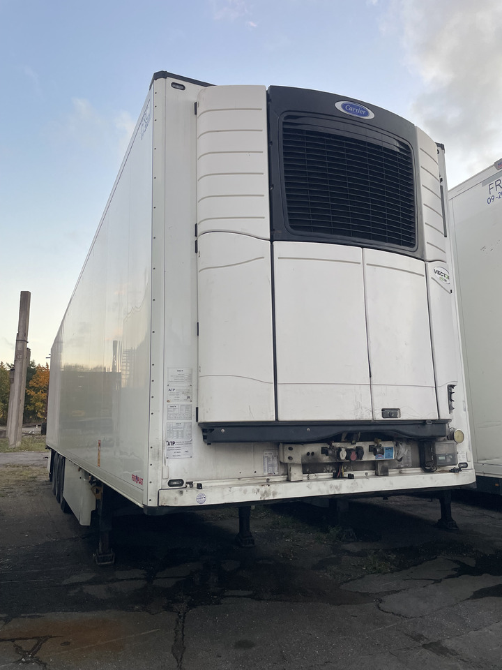 SCHMITZ SKO24 with meat hooks and 2 zone freezer - Refrigerated semi-trailer: picture 1 SCHMITZ SKO24 with meat hooks and 2 zone freezer - Refrigerated semi-trailer: picture 1
