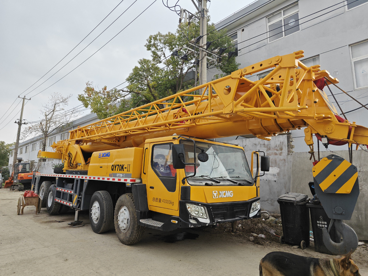 Mobile crane XCMG QY70K used 70ton truck crane: picture 6
