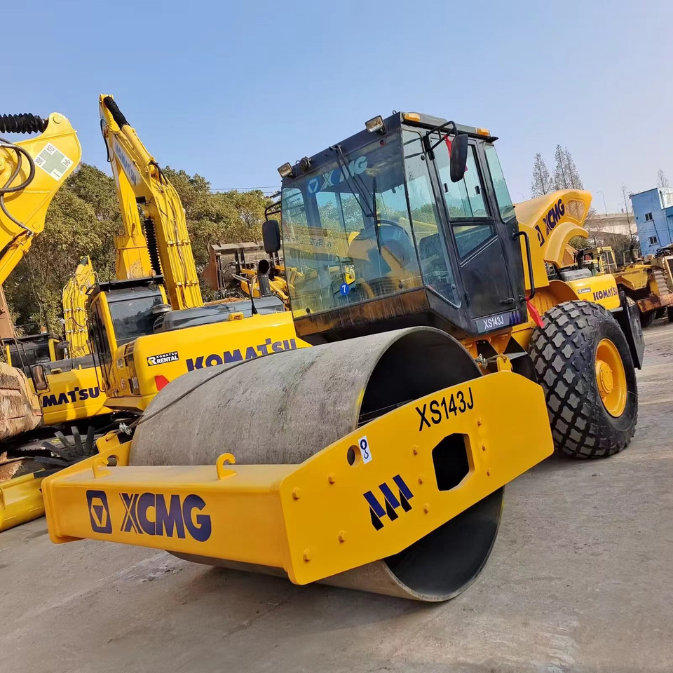 XCMG XS143J road roller - Compactor: picture 1 XCMG XS143J road roller - Compactor: picture 1