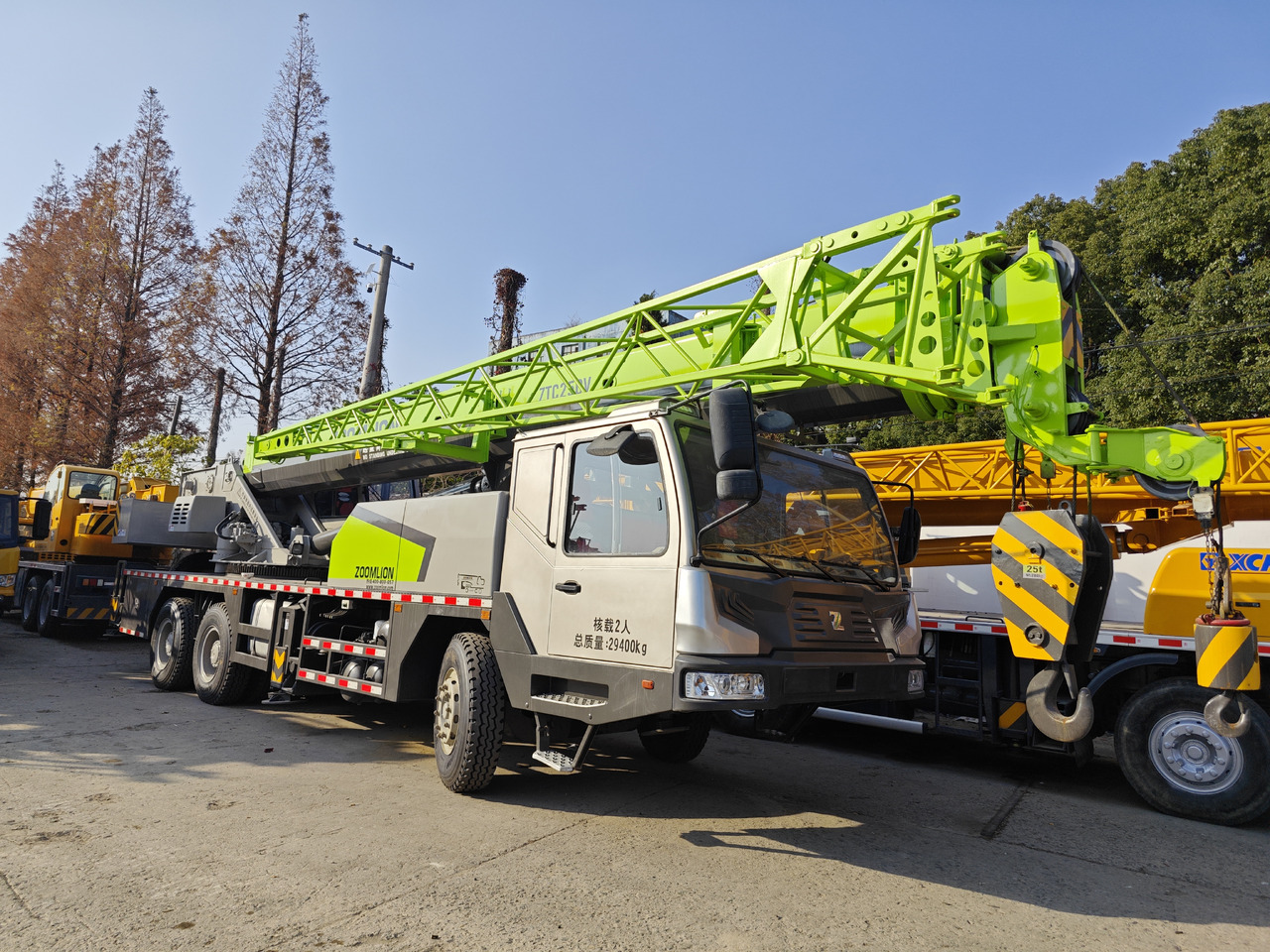 ZOOMLION ZTC250V - Mobile crane: picture 2 ZOOMLION ZTC250V - Mobile crane: picture 2