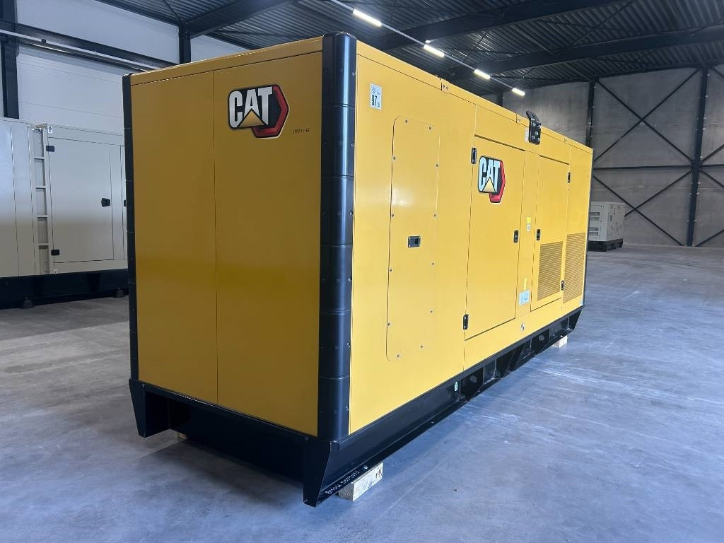 CAT DE400E0 - C13 - 400 kVA Generator - DPX-18023 - Generator set: picture 2 CAT DE400E0 - C13 - 400 kVA Generator - DPX-18023 - Generator set: picture 2
