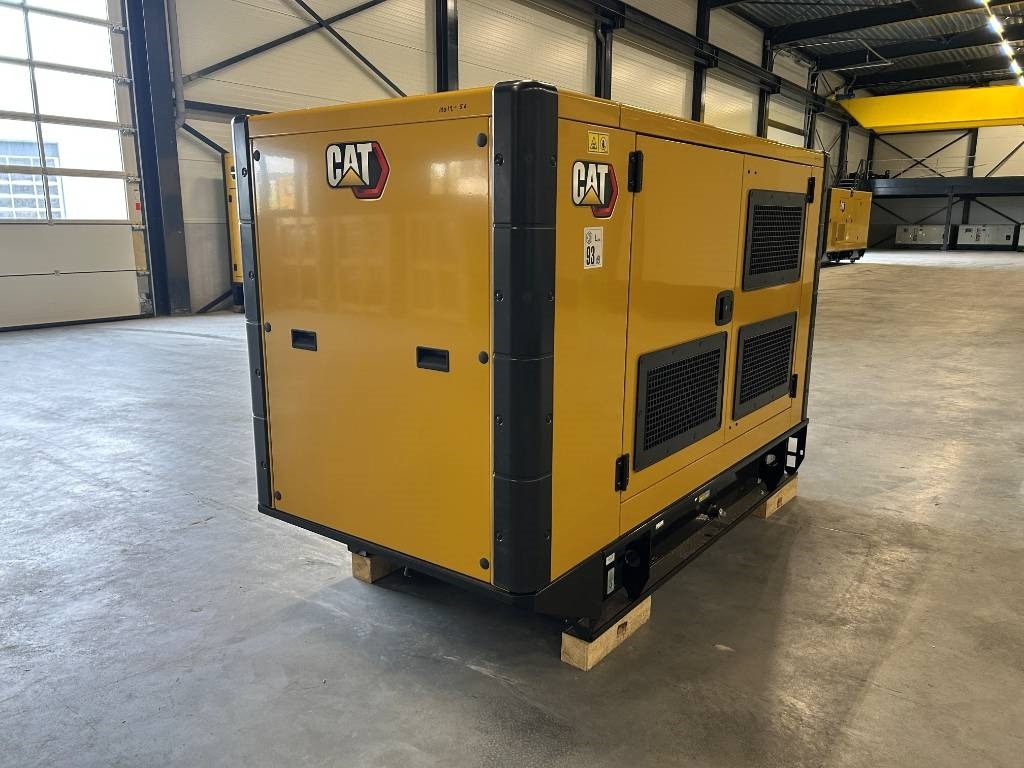 CAT DE88E0 - 88 kVA Generator - DPX-18012 - Generator set: picture 4 CAT DE88E0 - 88 kVA Generator - DPX-18012 - Generator set: picture 4