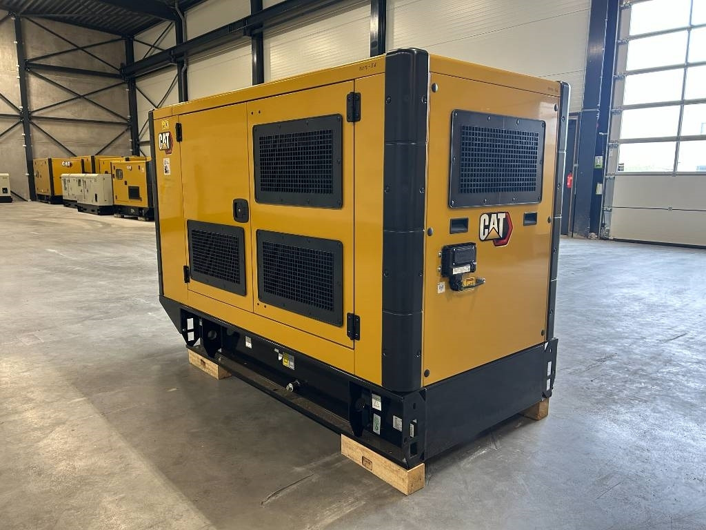 CAT DE88E0 - 88 kVA Generator - DPX-18012 - Generator set: picture 3 CAT DE88E0 - 88 kVA Generator - DPX-18012 - Generator set: picture 3