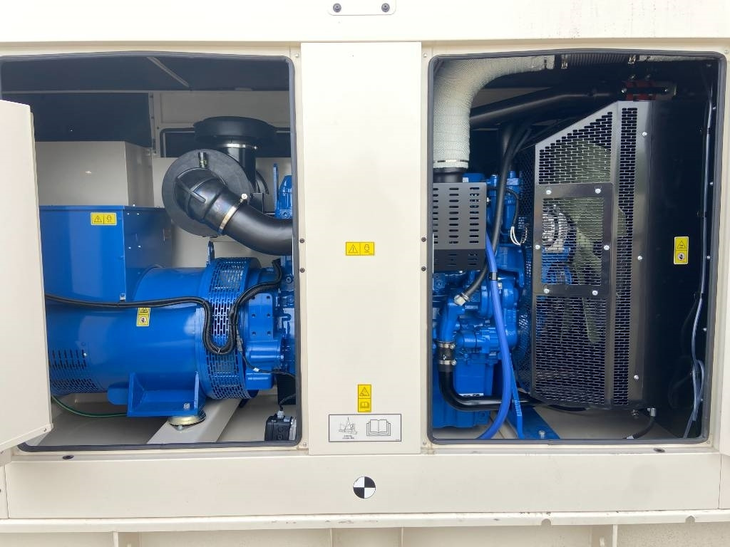 FG Wilson P400-3 - 400 kVA Genset - DPX-16017 - Generator set: picture 5 FG Wilson P400-3 - 400 kVA Genset - DPX-16017 - Generator set: picture 5