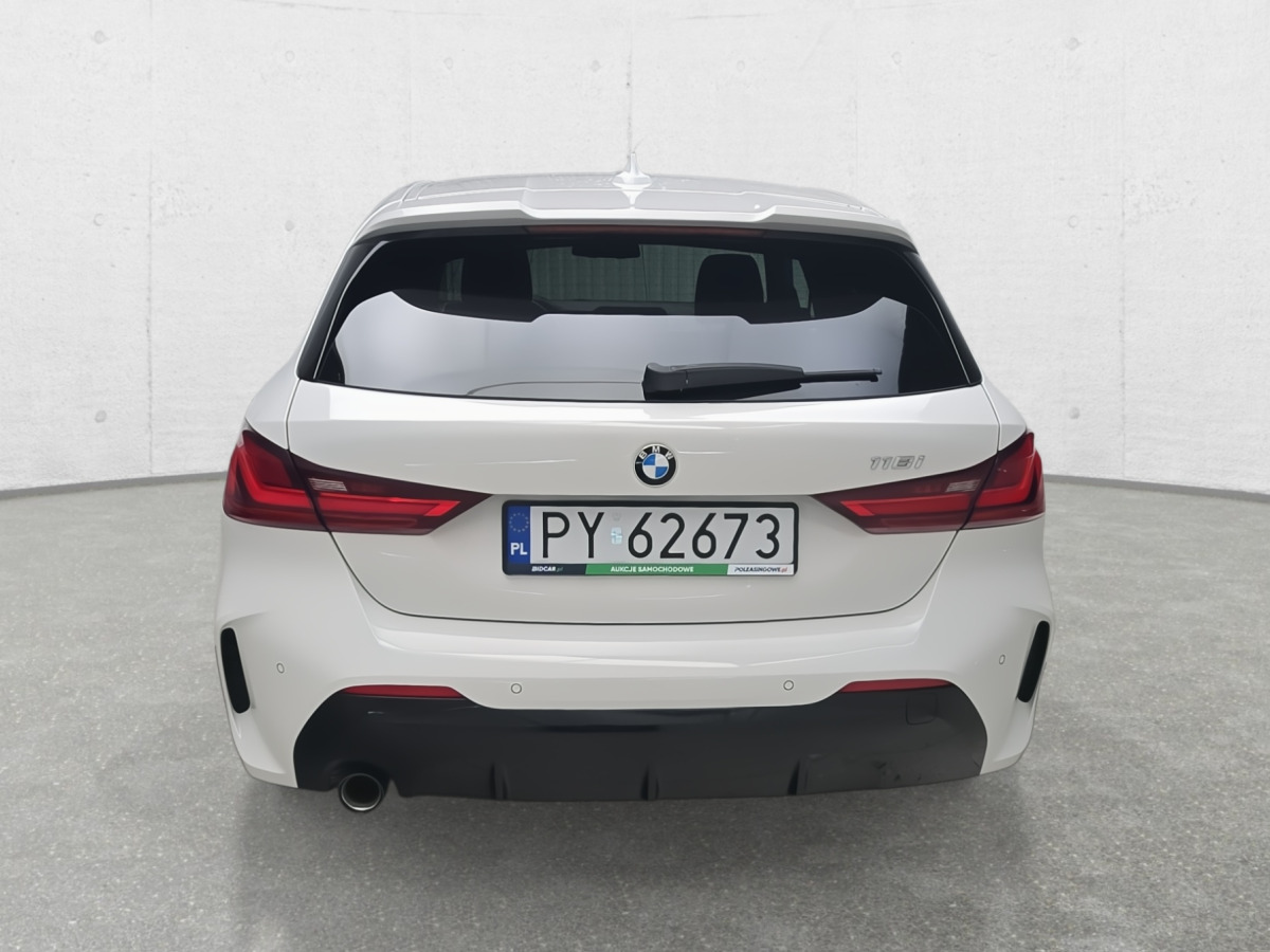 BMW 118I HATCHBACK - Hatchback: picture 5 BMW 118I HATCHBACK - Hatchback: picture 5