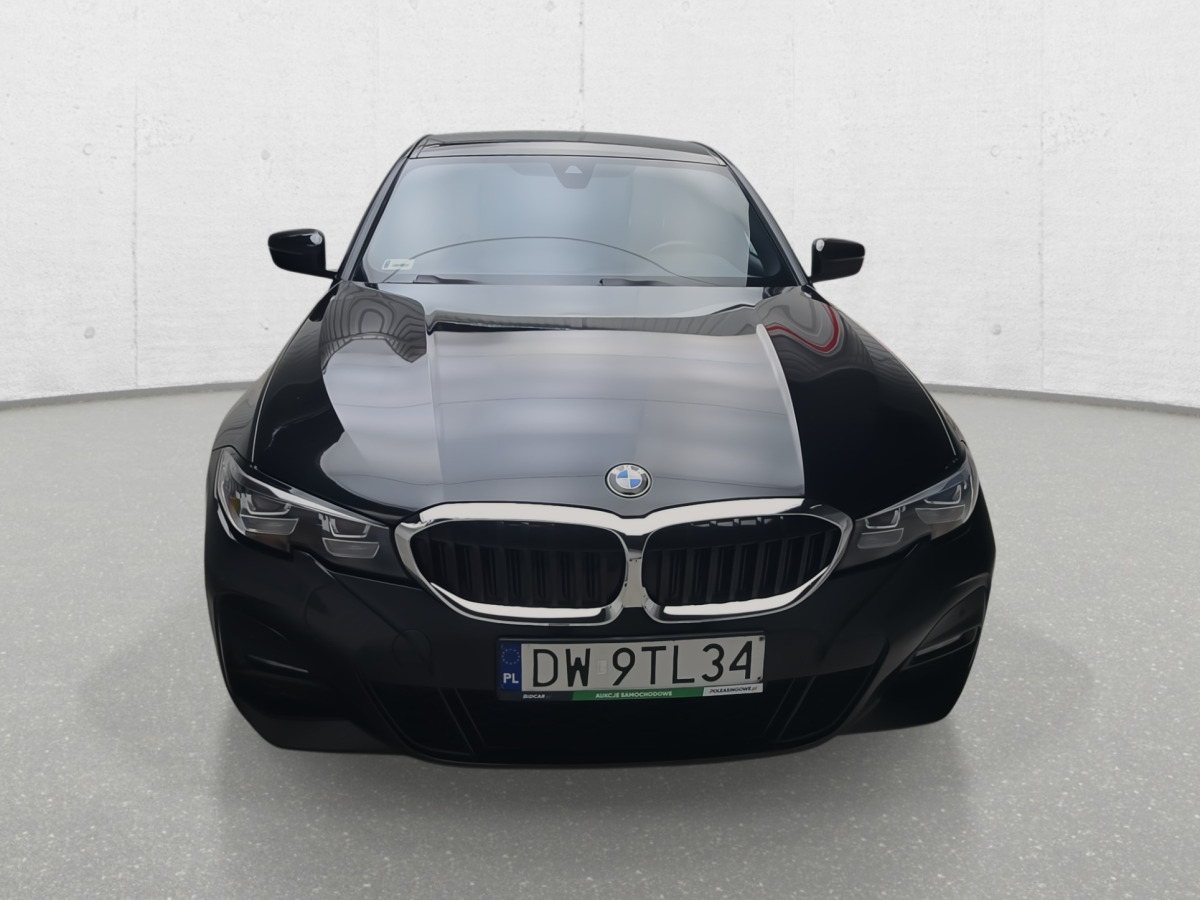 BMW 320 D XDRIVE SEDAN - Saloon car: picture 4 BMW 320 D XDRIVE SEDAN - Saloon car: picture 4