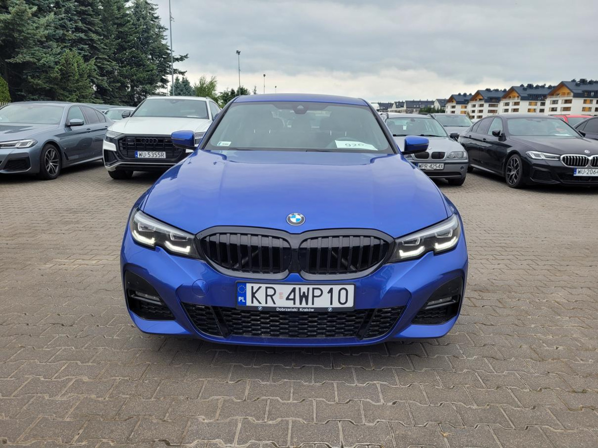 BMW 320I XDRIVE SEDAN - Saloon car: picture 3 BMW 320I XDRIVE SEDAN - Saloon car: picture 3